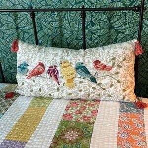Pier 1 lumbar birds pillow & insert